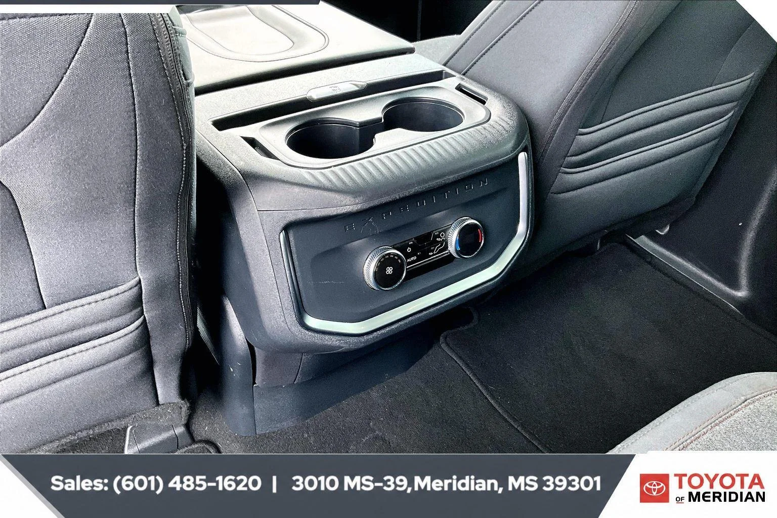 Used 2025 Stone Blue Ford Active image 25