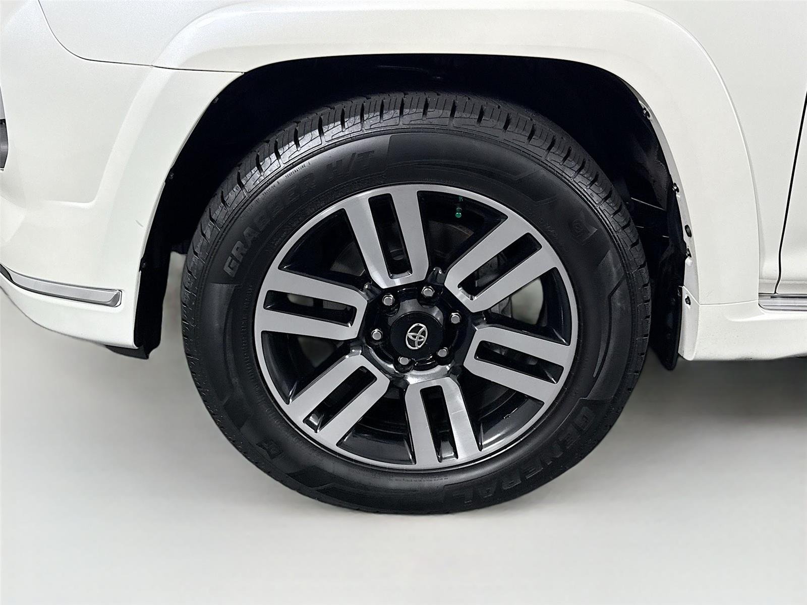 Certified Used 2023 Blizzard Pearl Toyota Limited image 49