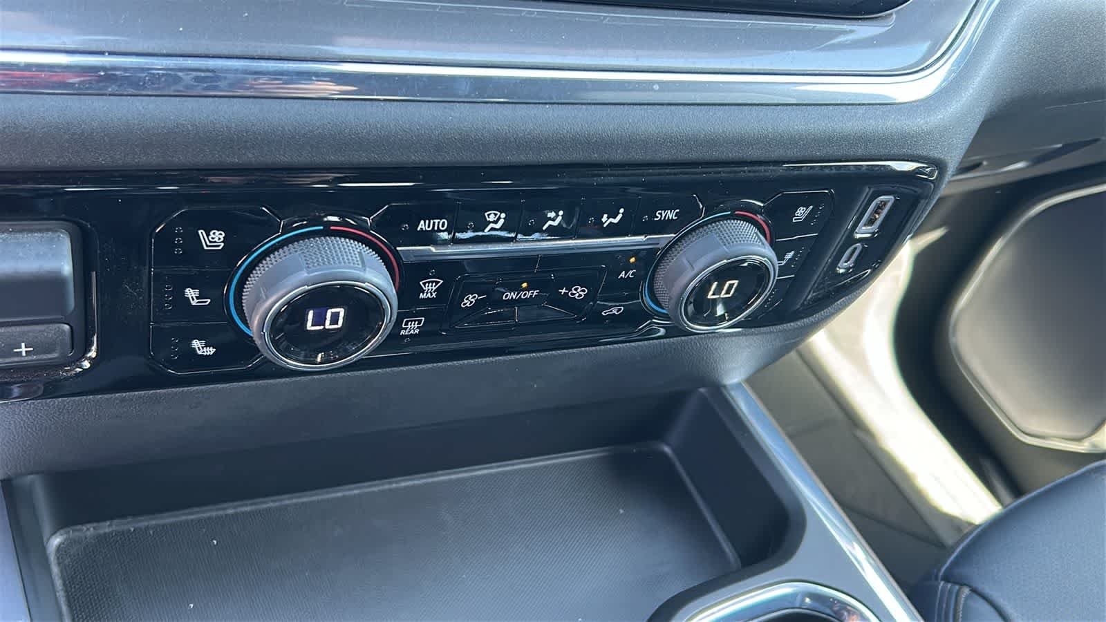2024 Chevrolet Silverado 1500 High Country - Photo 14