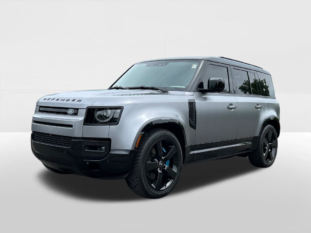 Certified Used 2024 Gray Land Rover X-Dynamic SE image 1