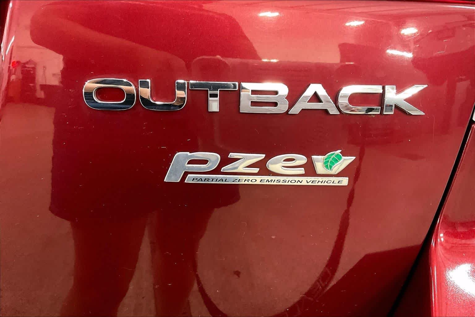 Used 2011 Ruby Red Pearl Subaru 2.5i Limited Pwr Moon image 9