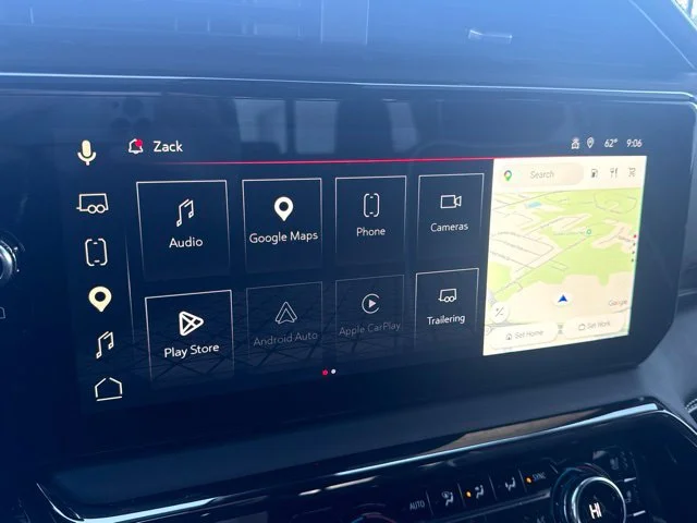 Used 2025 White GMC AT4X image 31