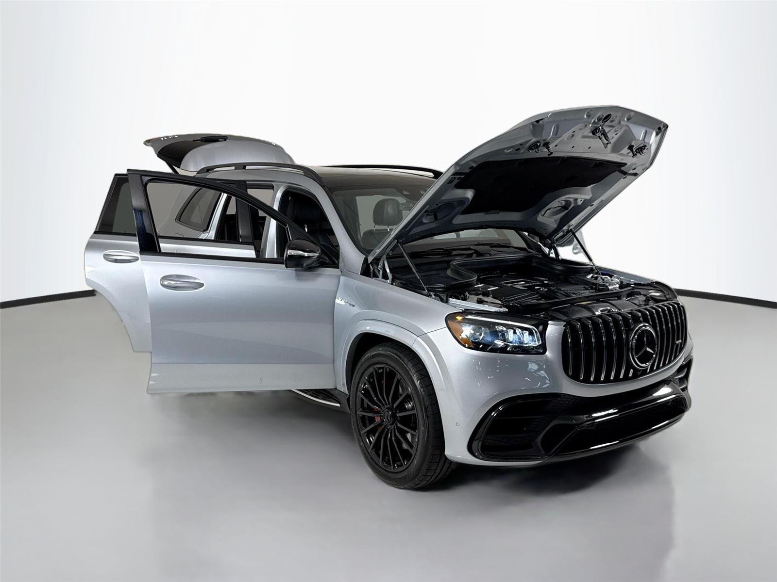 Used 2023 Cirrus Silver Metallic Mercedes-Benz AMG® GLS 63 | AMG® Performance Steering Wheel | Heated/Cooled Seats image 49