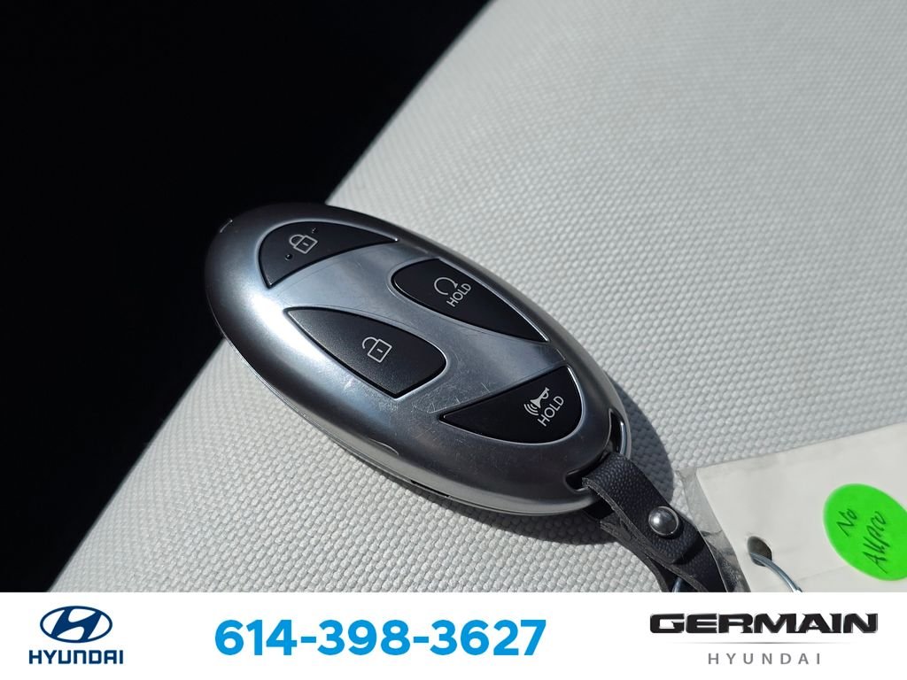 Used 2025 Gray Hyundai SE image 34