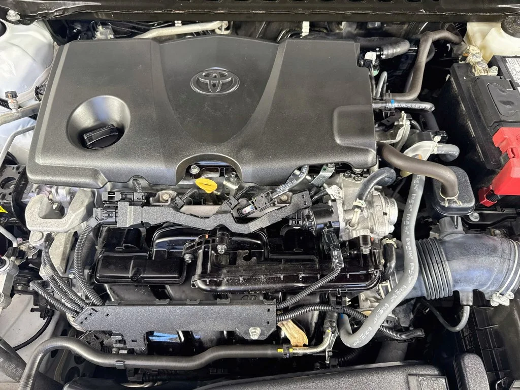 Used 2023 White Toyota SE image 34