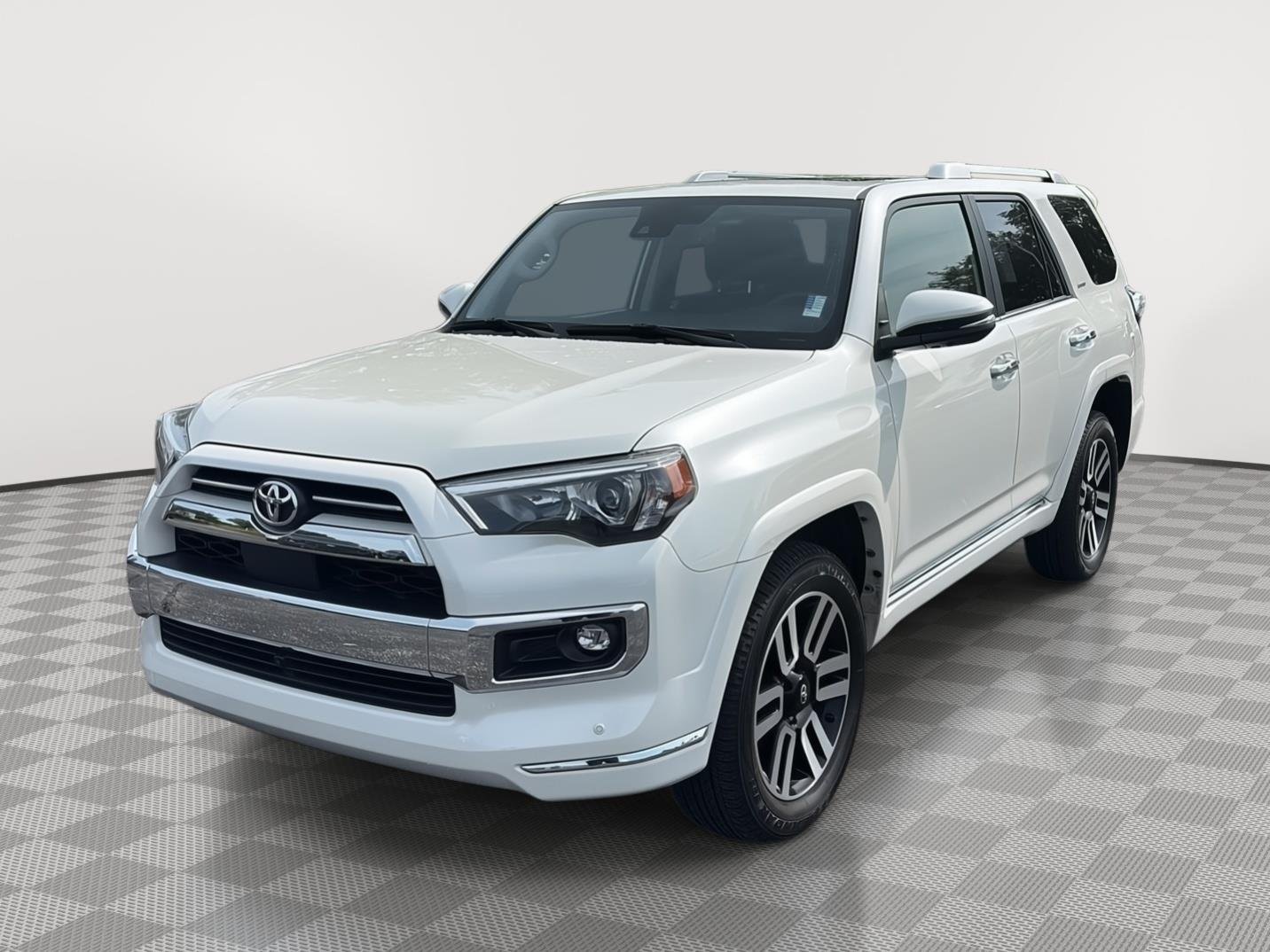 Certified Used 2023 Blizzard Pearl Toyota Limited image 2