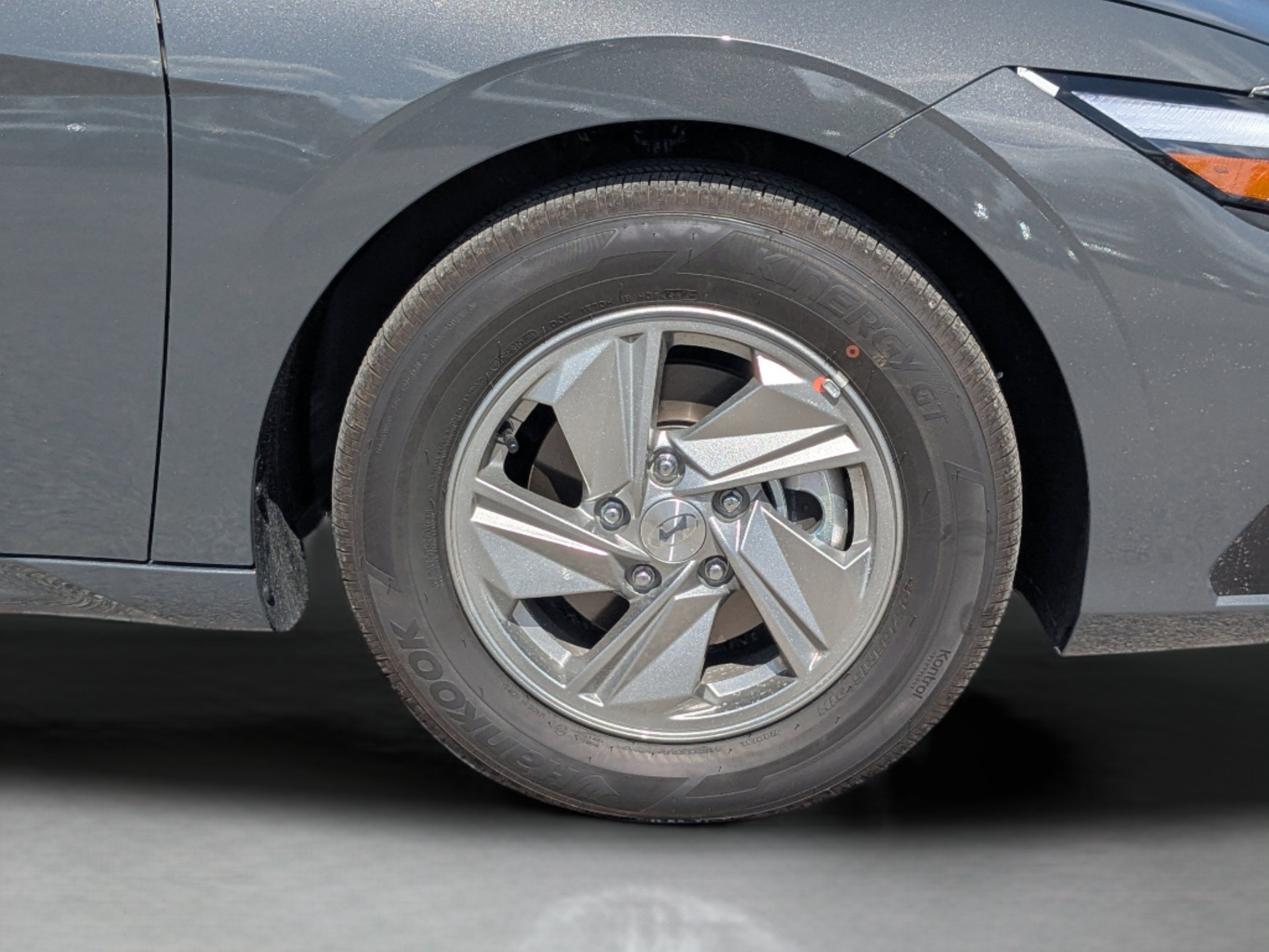 New 2026 Ecotronic Gray Hyundai SE image 23