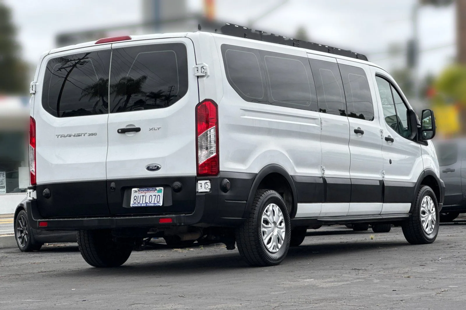 Certified Used 2019 Oxford White Ford XLT image 29