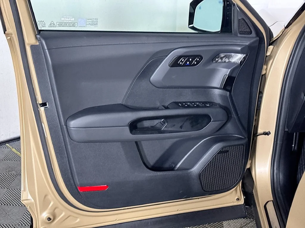 New 2027 Brown Kia X-Pro SX-Prestige image 10