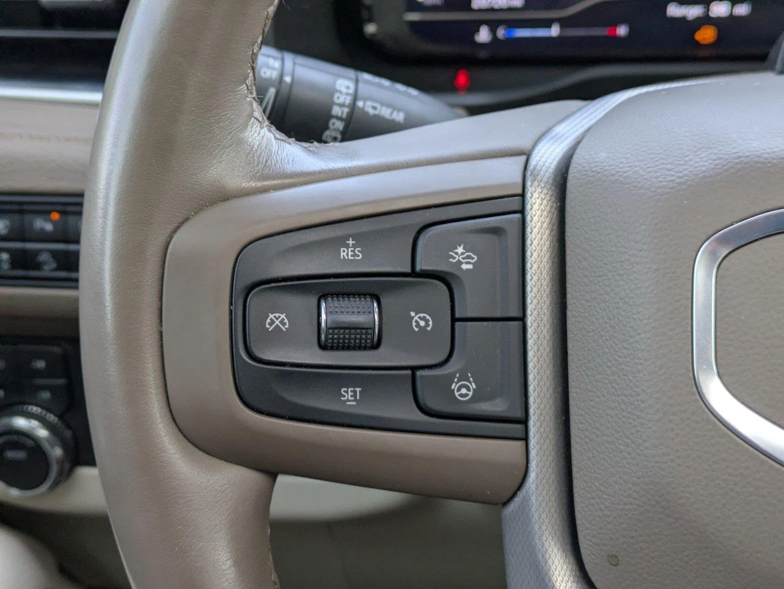Used 2024 Midnight Blue Metallic GMC Denali image 18