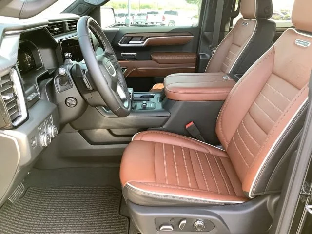 2026 GMC Sierra 1500 Denali Ultimate - Photo 16