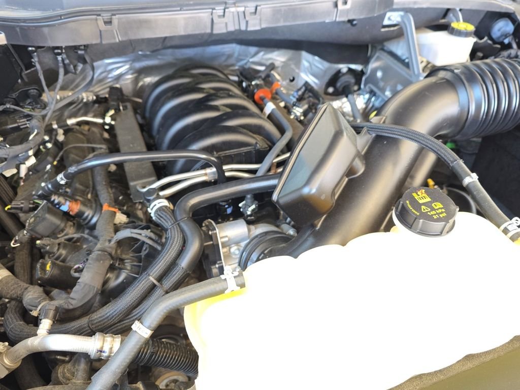 Used 2023 Black Ford XLT image 13