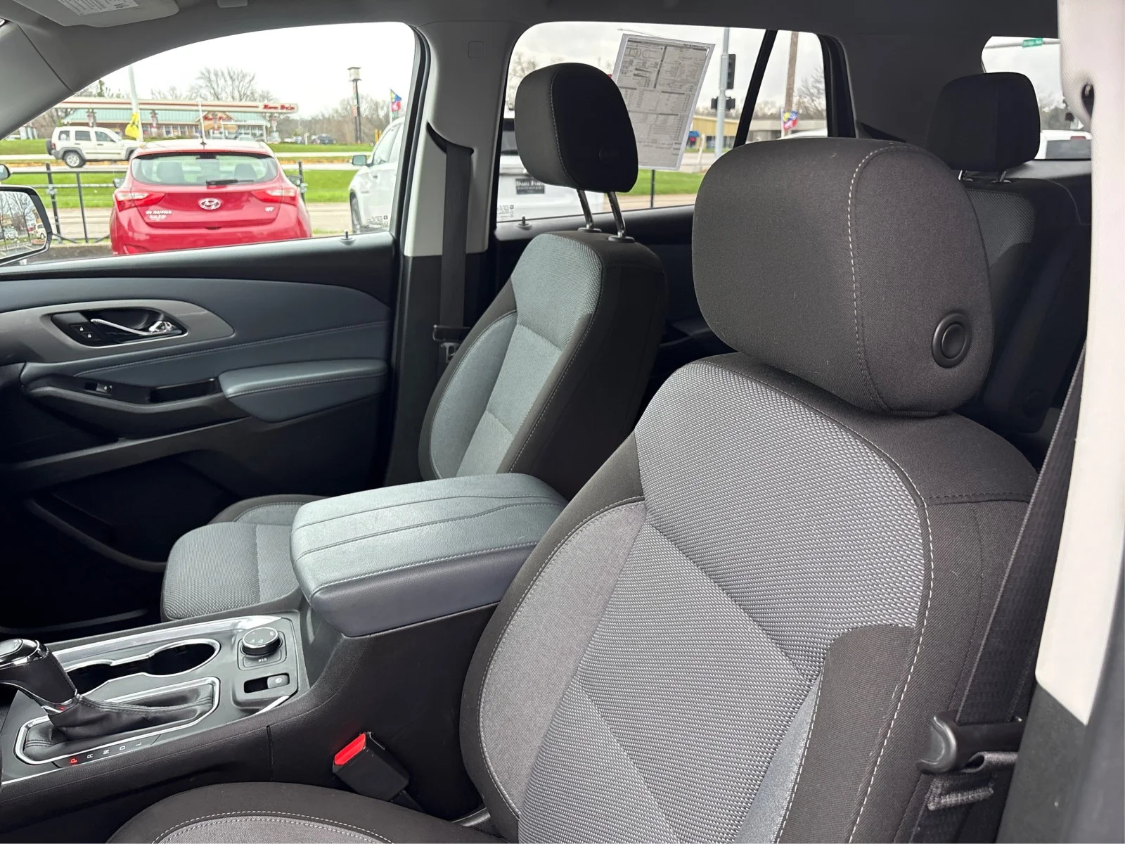 Used 2019 Gray Chevrolet LT Cloth image 9