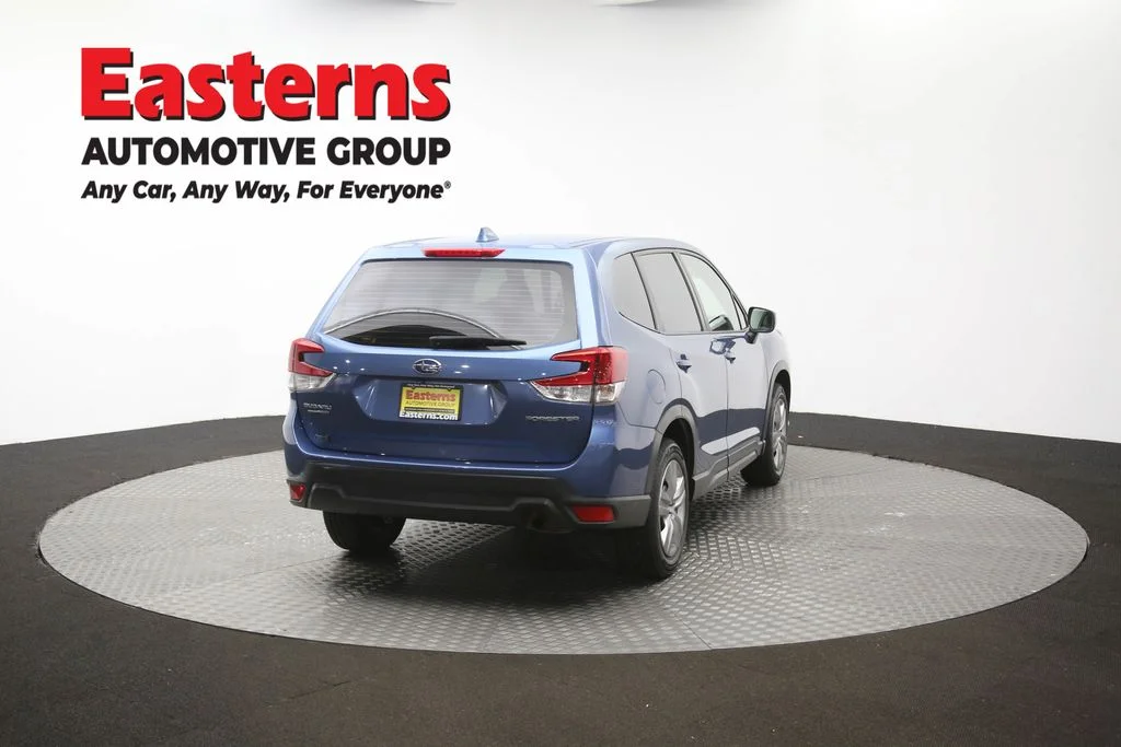 Used 2022 Blue Subaru Base image 39