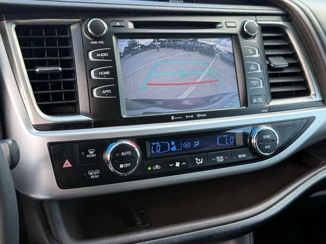 Certified Used 2019 OOH LA LA ROUGE MICA Toyota XLE image 18