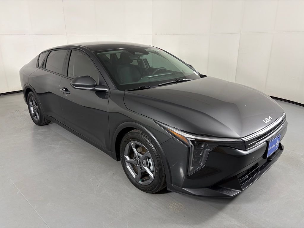 Used 2025 Gray Kia LXS image 2