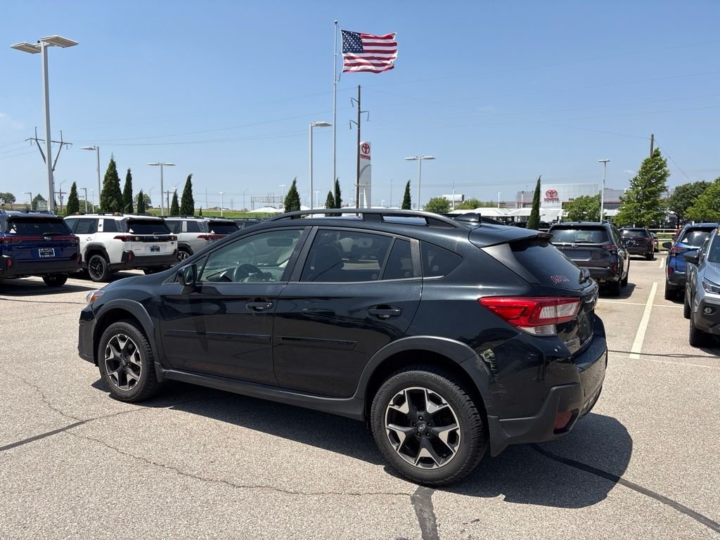 Used 2019 Black Subaru 2.0i Premium image 5