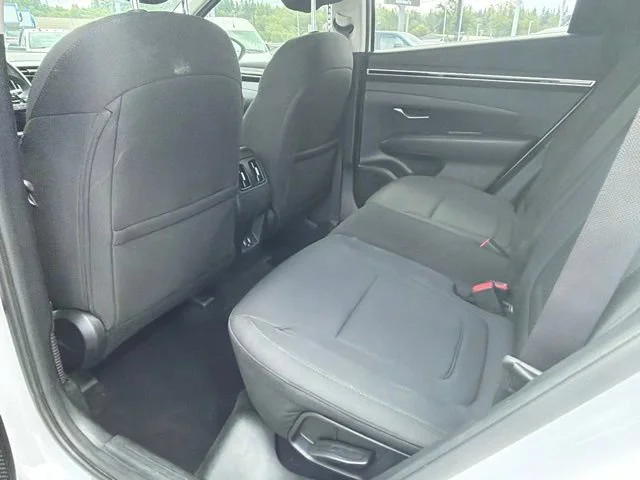 Used 2022 Quartz White Hyundai SEL image 16