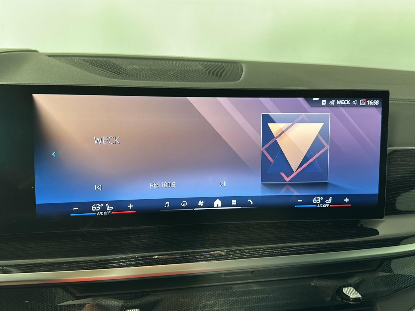 New 2026 Carbon Black Metallic BMW xDrive40i image 19