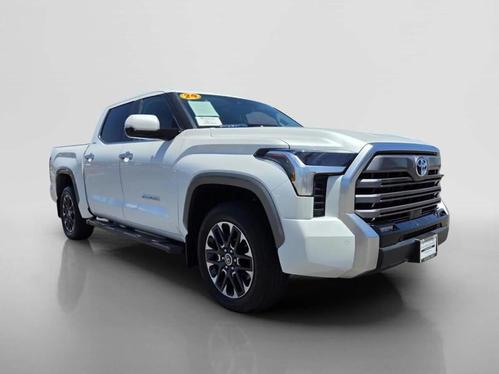 Used 2024 Wind Chill Pearl Toyota Limited Hybrid image 7