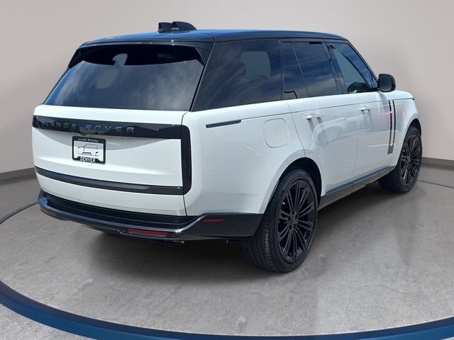 New 2026 Fuji White Land Rover SE image 5