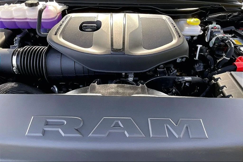 New 2026 Forged Blue Metallic Exterior Paint RAM Big Horn/Lone Star image 9