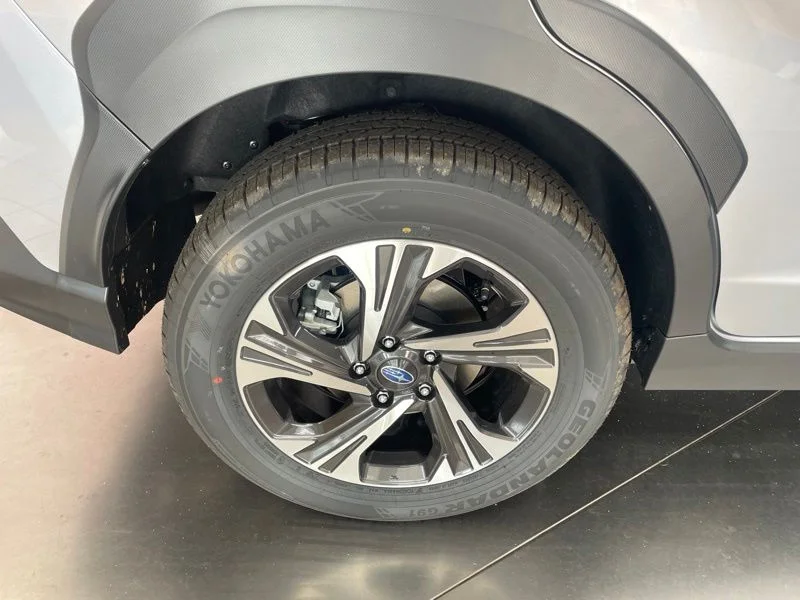 New 2026 ICE SILVER METALLIC Subaru Premium image 9
