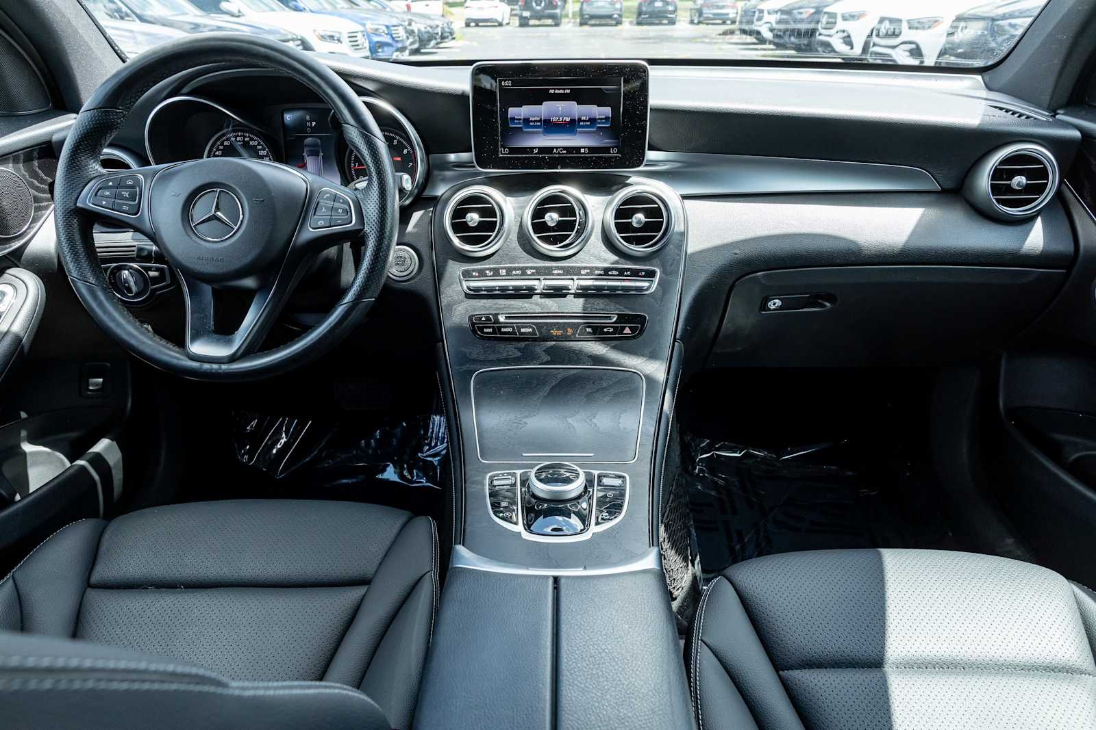 Used 2018 Black Mercedes-Benz GLC 300 image 9