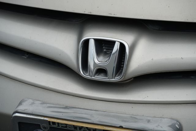 Used 2005  Honda EX image 5