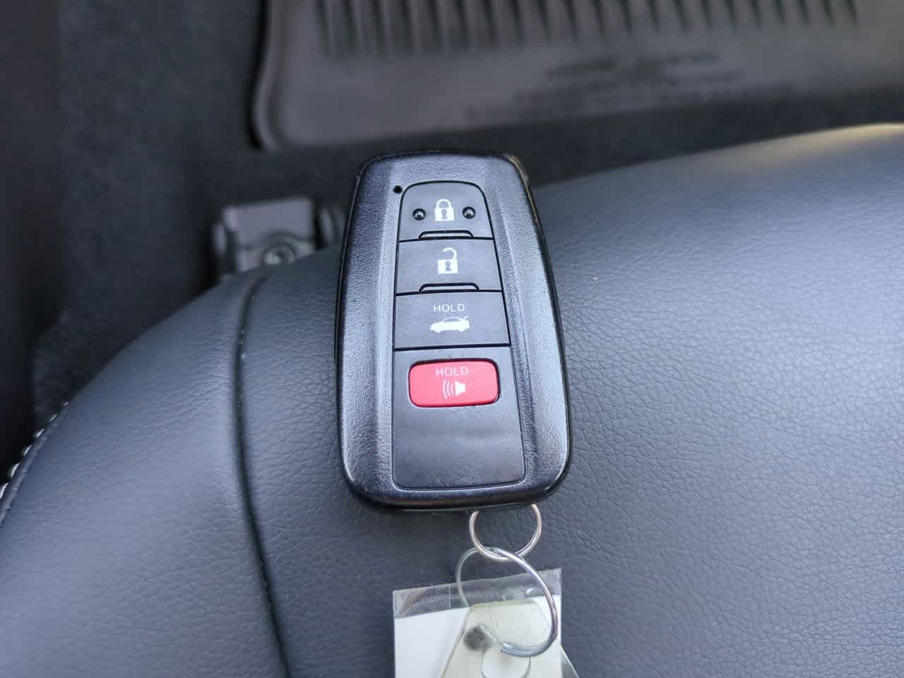 2022 Toyota Corolla XLE - Photo 28