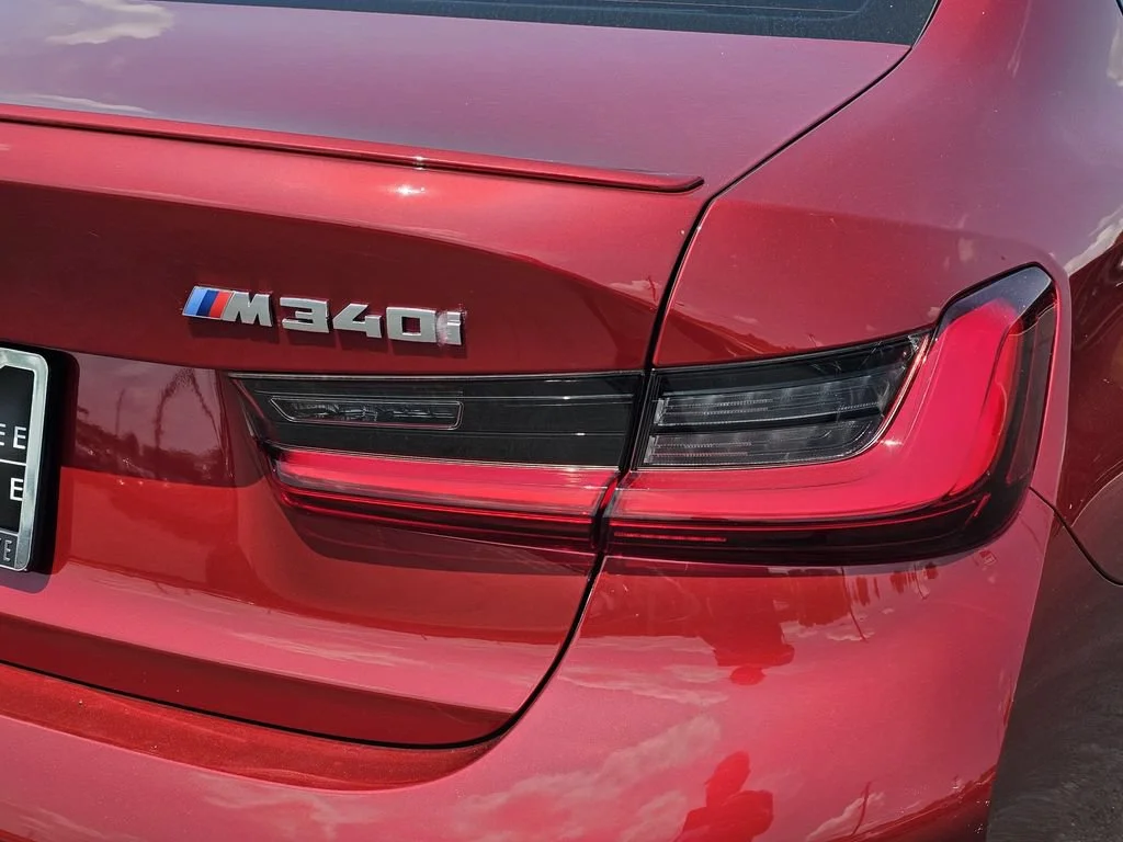 Used 2025  BMW M340i image 9