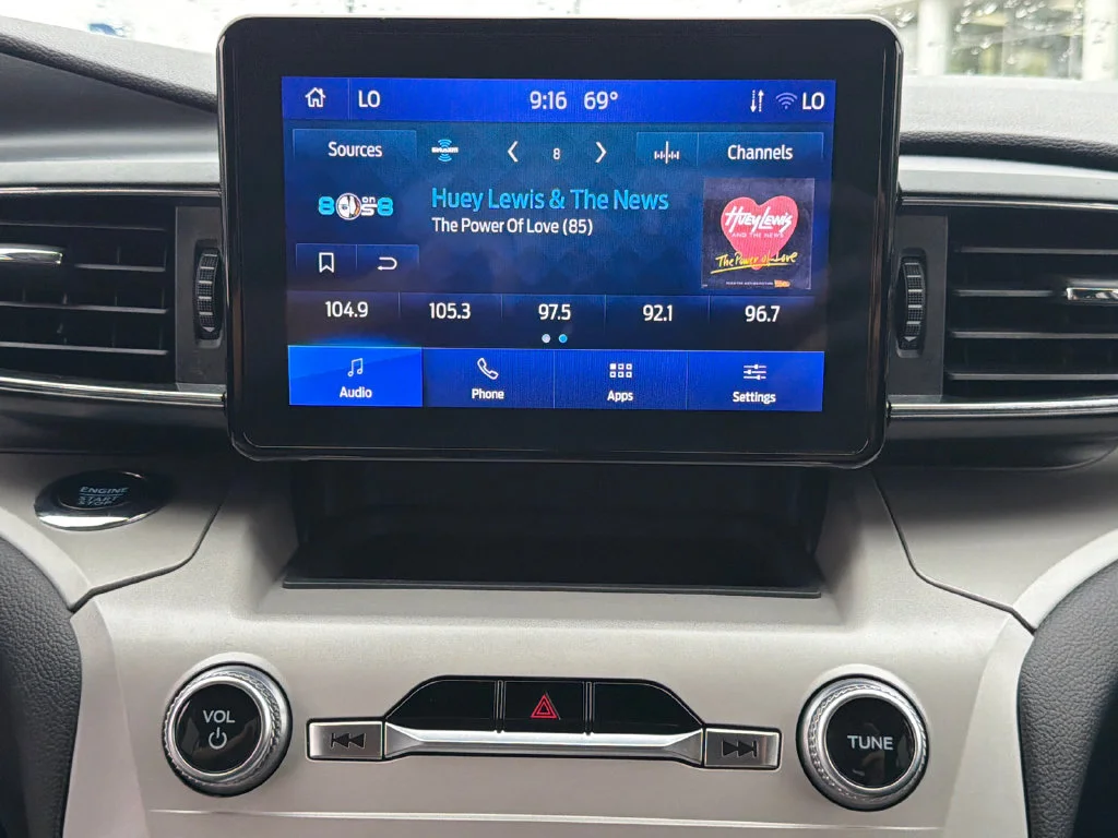 Used 2023 Silver Ford XLT image 29