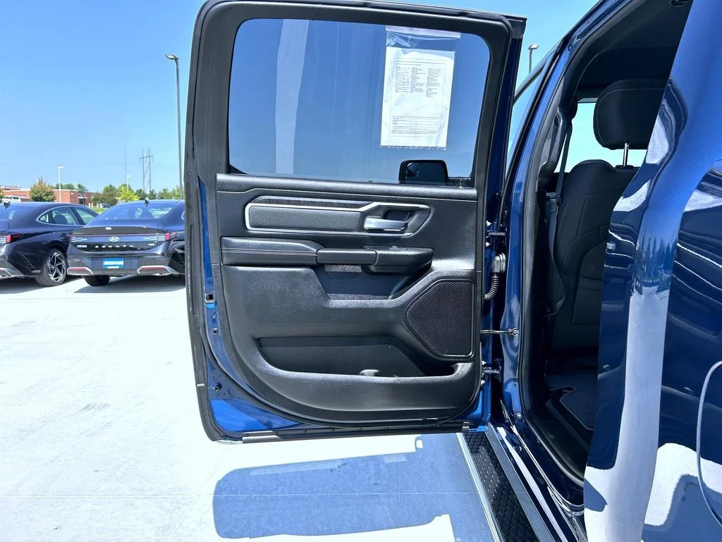 Used 2023 Blue Ram Big Horn/Lone Star image 21