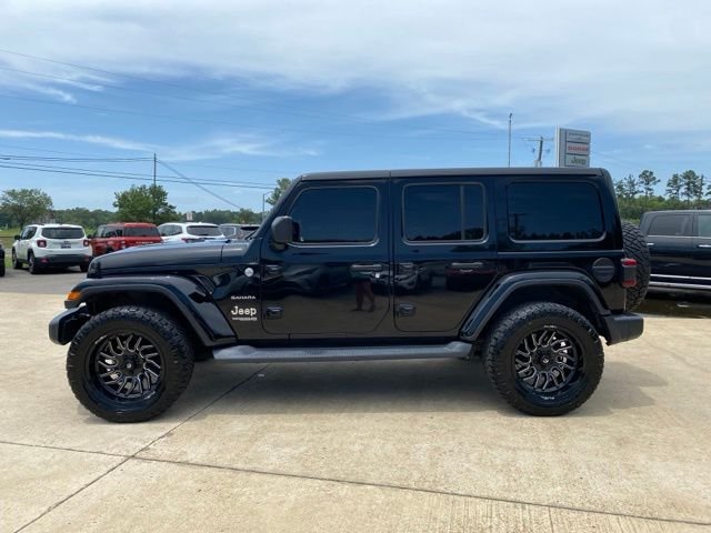 Used 2020 Black Jeep Unlimited Sahara image 10