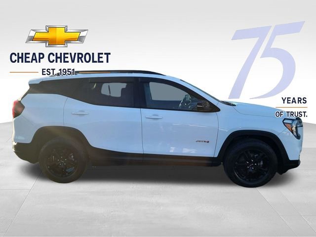 Used 2022 Summit White GMC AT4 image 6