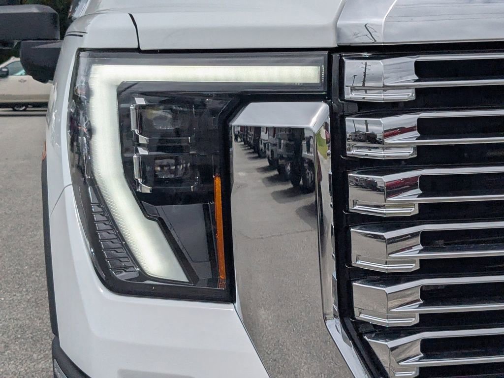 2026 GMC Sierra 2500HD Denali - Photo 10
