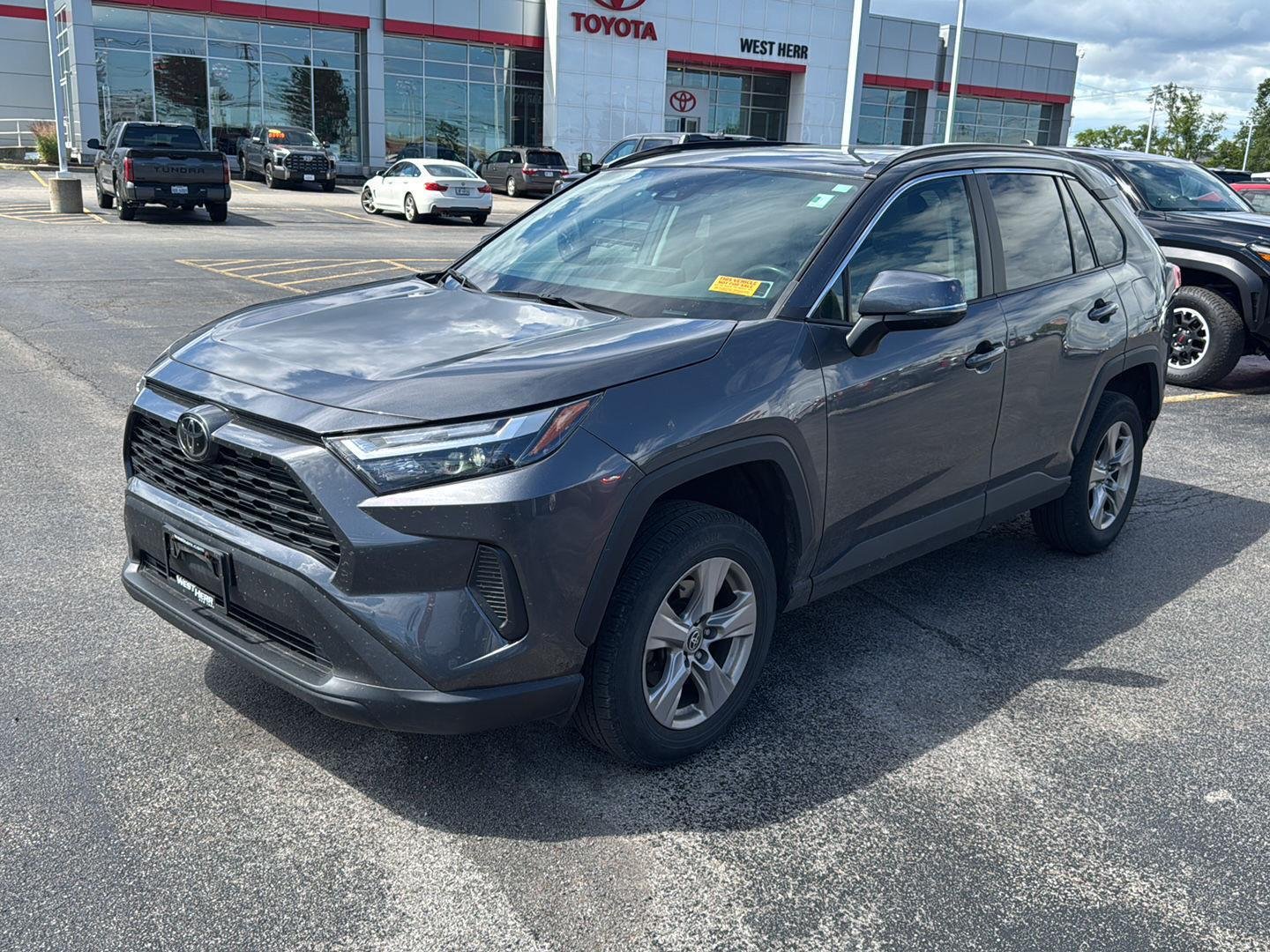 Used 2022 Magnetic Gray Metallic Toyota XLE image 3