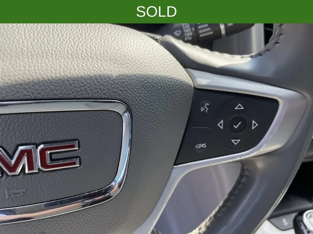 Used 2019 RED QUARTZ TINTCOAT GMC SLE image 21