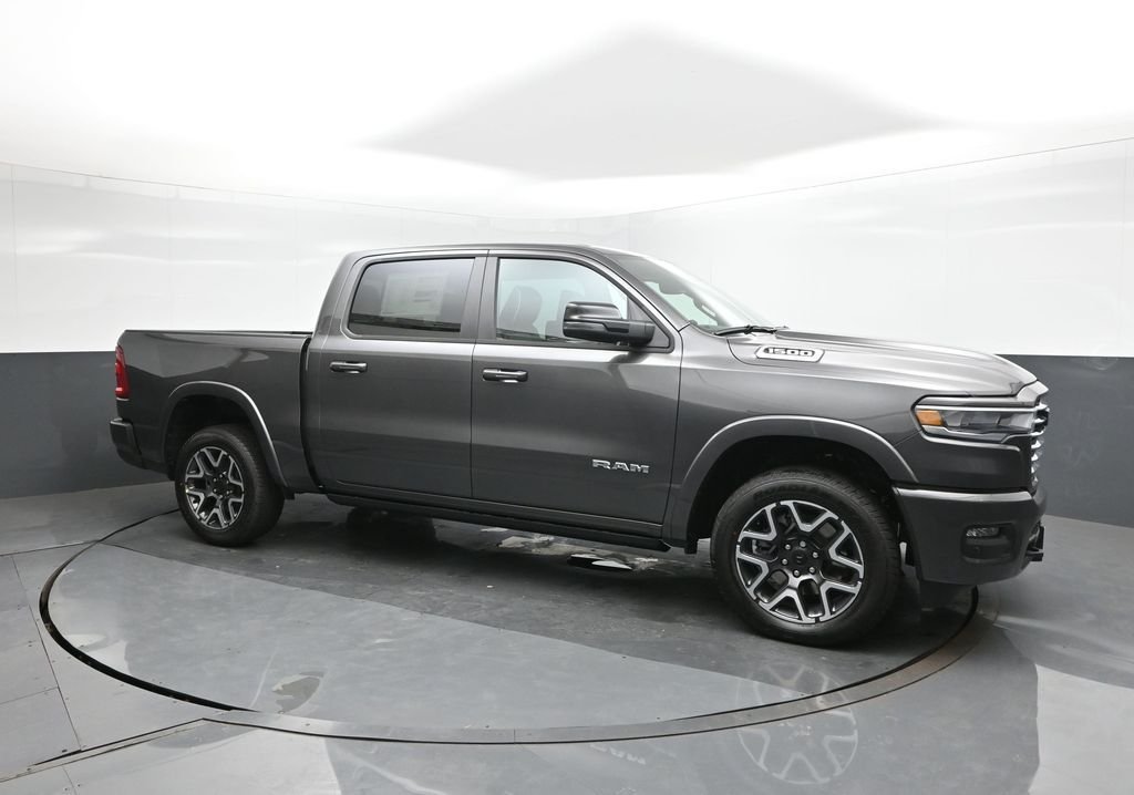 New 2026 Granite Crystal Metallic Clear-Coat Exterior Paint RAM Laramie image 17