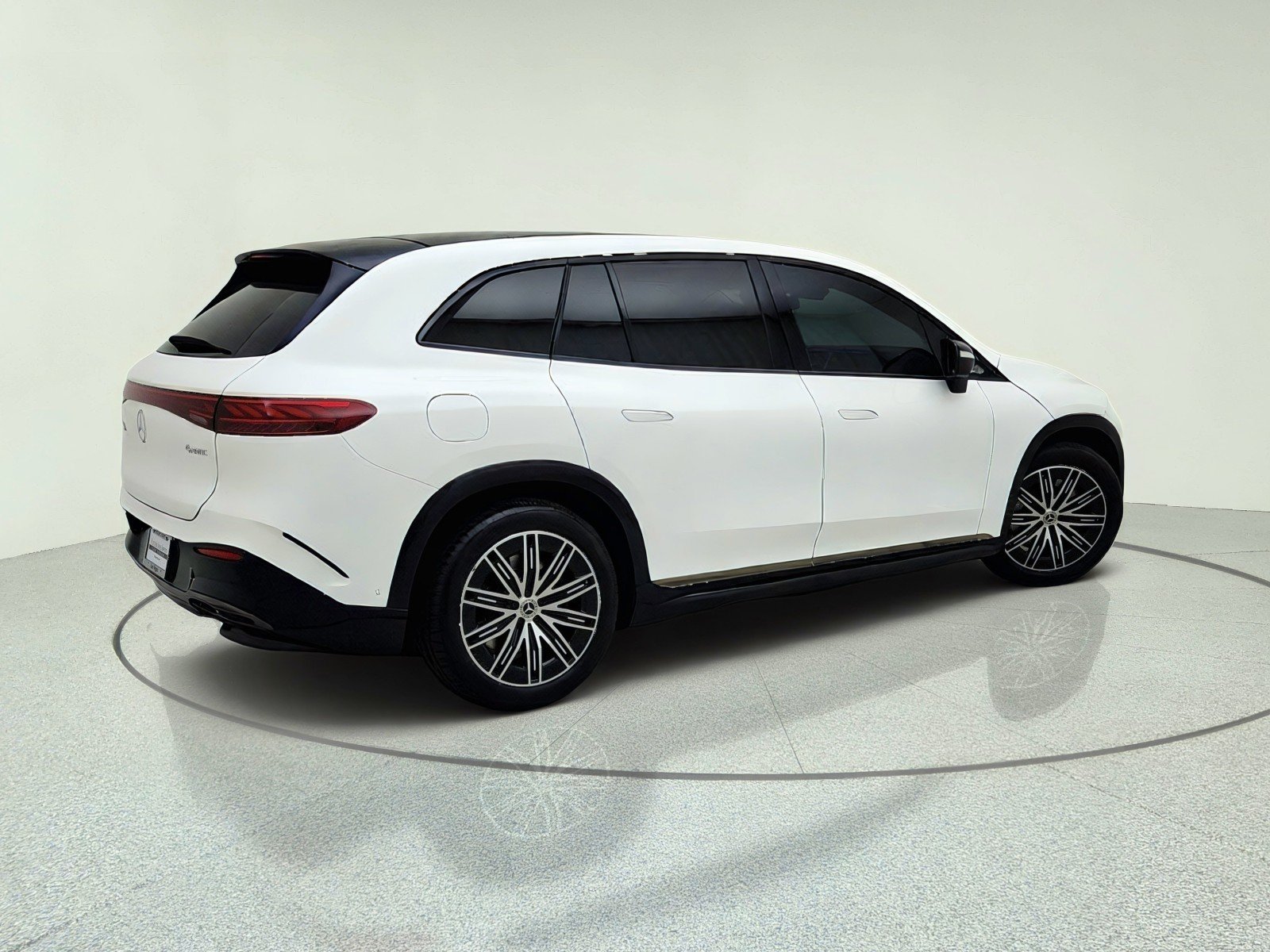 Certified Used 2023 Polar White Mercedes-Benz EQS 450 image 8