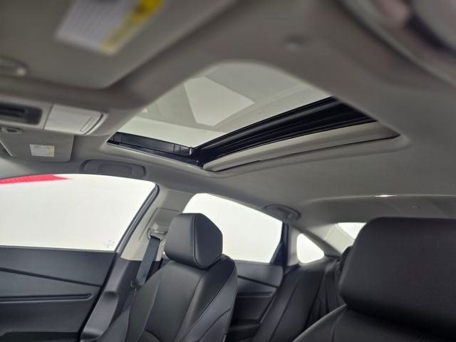 New 2026 Urban Gray Pearl Honda Touring image 28