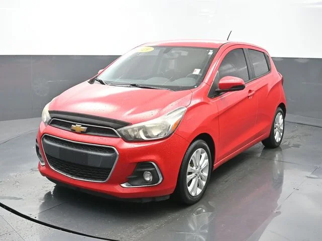 Used 2017 Red Chevrolet 1LT image 3