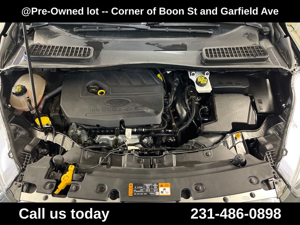 Used 2017 Gray Ford SE image 10