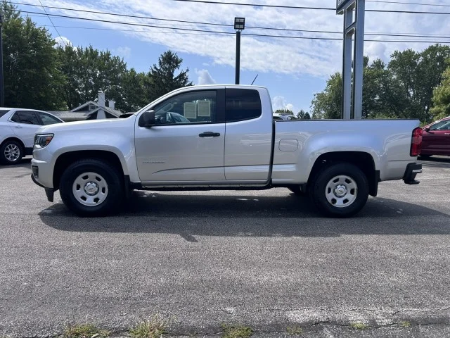 Used 2016 SILVER ICE METALLIC Chevrolet 2WD Base image 3
