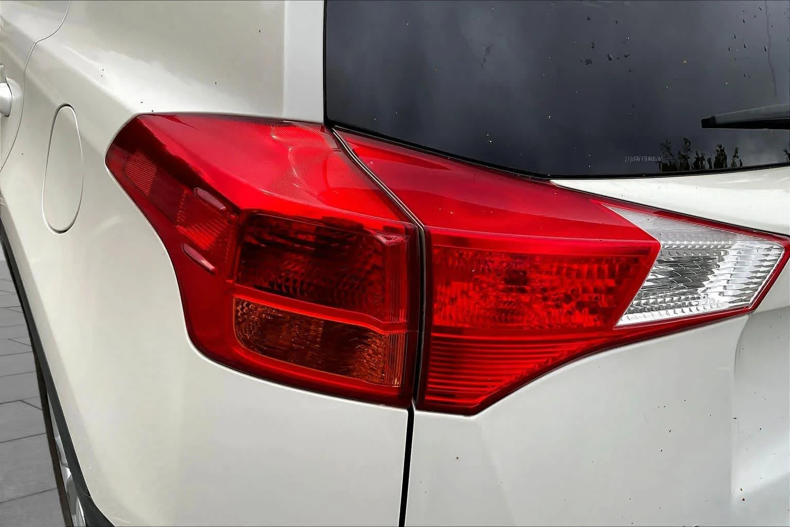 Used 2014 Blizzard Pearl Toyota Limited image 28