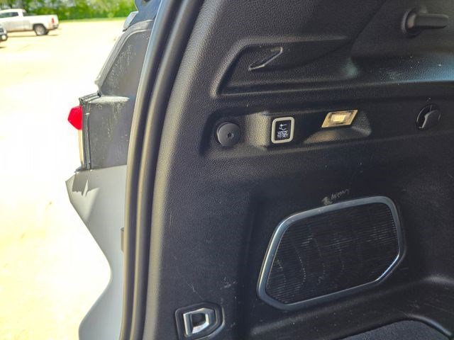 Used 2021 Bright White Clearcoat Jeep Limited image 11