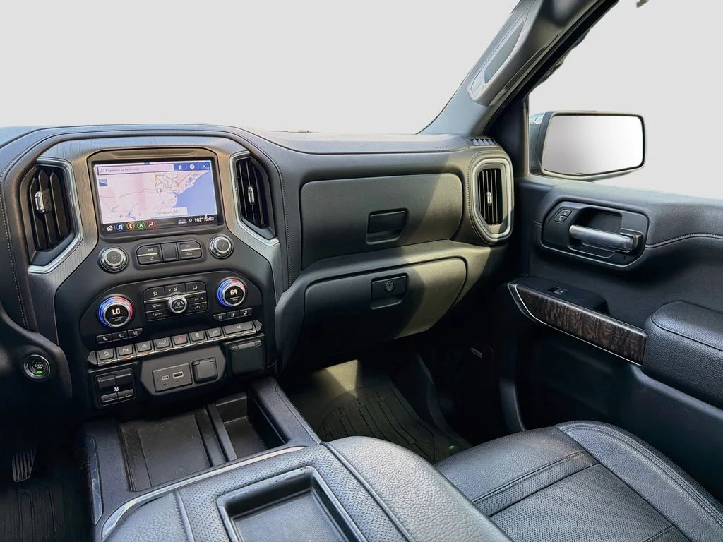 Used 2019 Onyx Black GMC Denali image 25