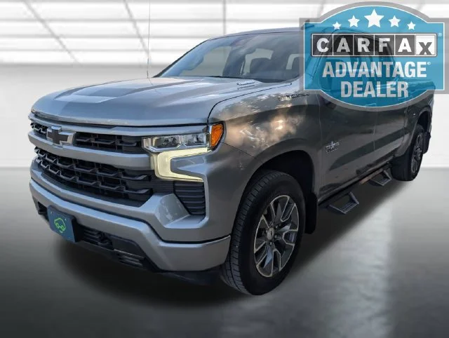 Used 2025 Sterling Gray Metallic Chevrolet RST image 29