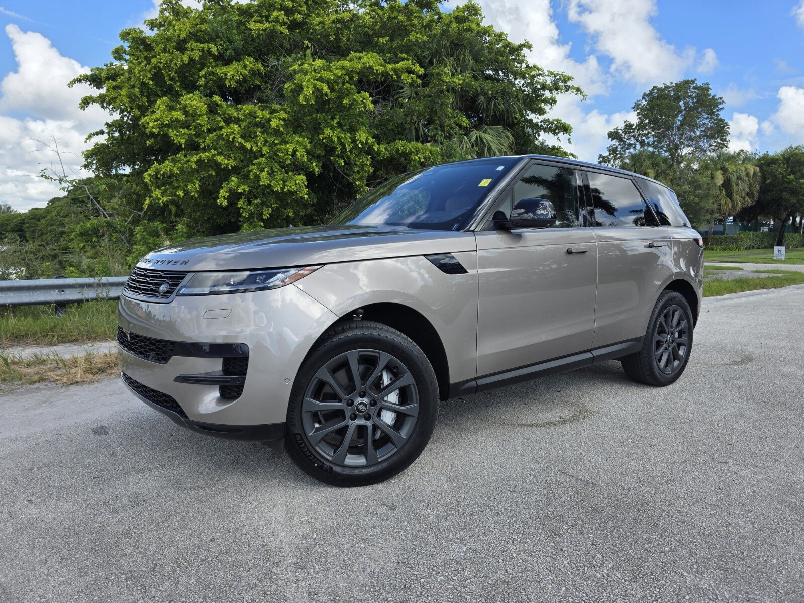 2023 Land Rover Range Rover Sport