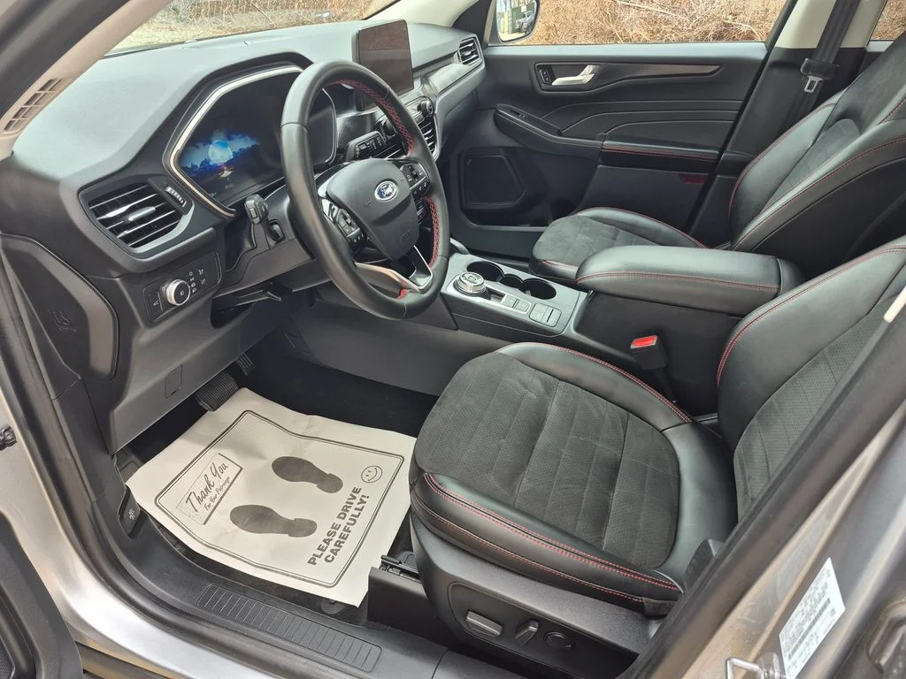 Used 2022 Silver Metallic Ford SEL image 13